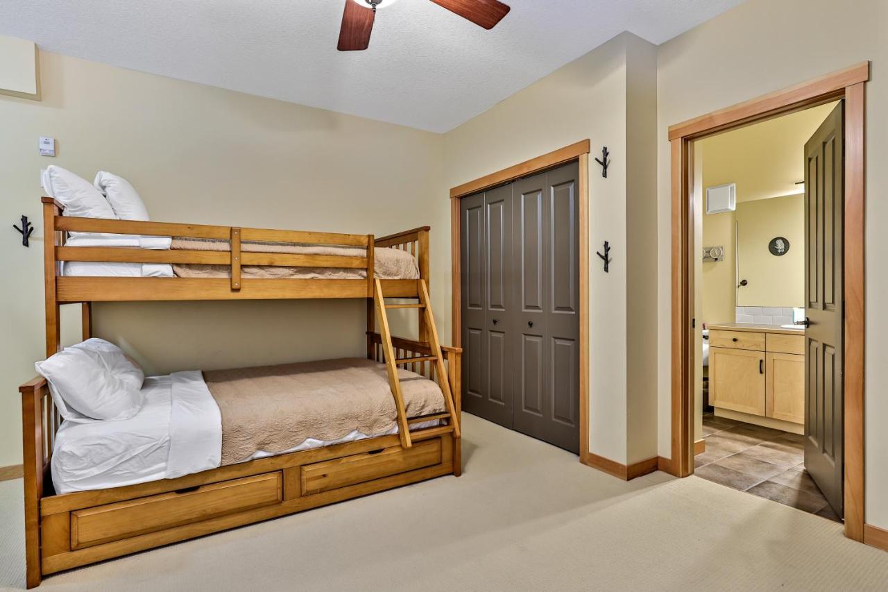 Spectacular Mountain View Corner Unit Pool Hot Tub Park Pass Apartment Canmore Luaran gambar